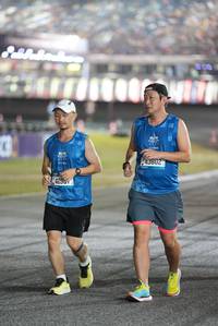 BIB: 208
                            <button type="button" onclick="openModal(19602111)" class="btn btn-primary btn-sm float-right btn-popup" data-toggle="modal" data-target=".modal-high-quality">
                        <i class="fas fa-shopping-cart"></i> Add to Cart
                    </button>
                                            <button type="button" onclick="isThisMe(19602111, true)" class="btn btn-success btn-sm float-right btn-popup btn-isme hidden" data-toggle="tooltip" data-placement="bottom" title="นี่คือรูปของคุณใช่ไหม คลิกที่นี่เพื่อเอาเข้าอัลบั้ม">
                        <i class="fas fa-plus"></i> Add to album
                    </button>
                    <button type="button" onclick="isThisMe(19602111, false)" class="btn btn-warning btn-sm float-right btn-popup btn-isnotme hidden">
                        <i class="fas fa-ban"></i> Remove from album
                    </button>